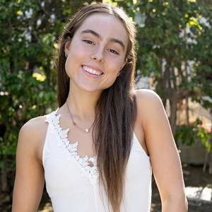 Meet your Posher, Julianna